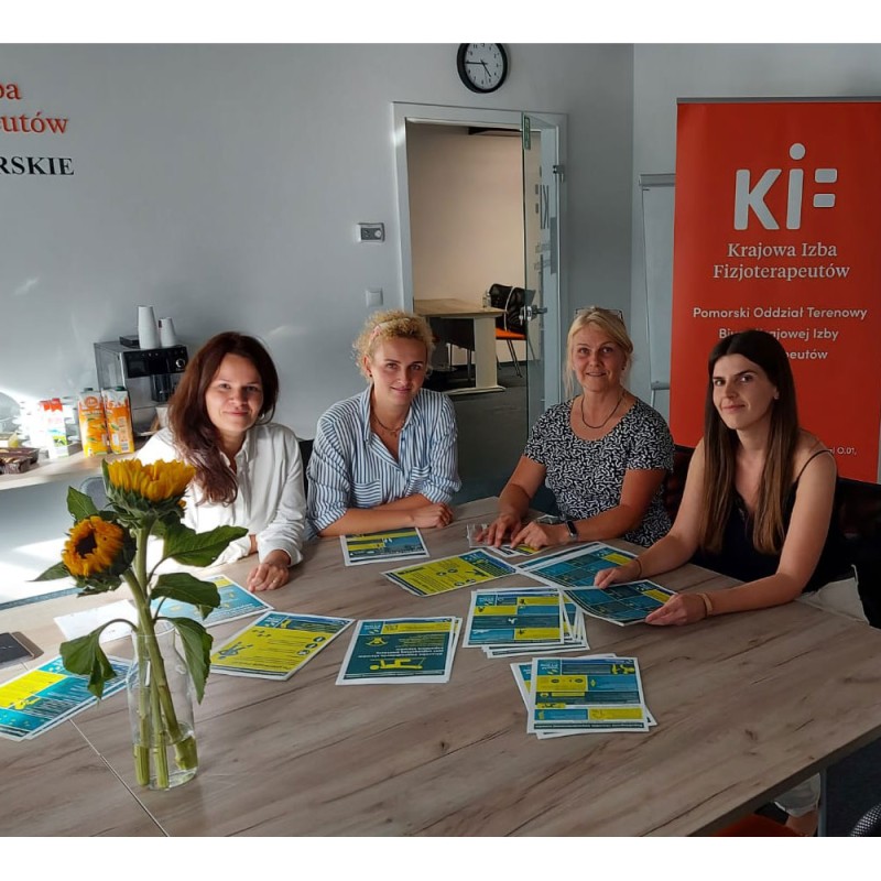 Physiotherapists in Poland celebrating World PT Day