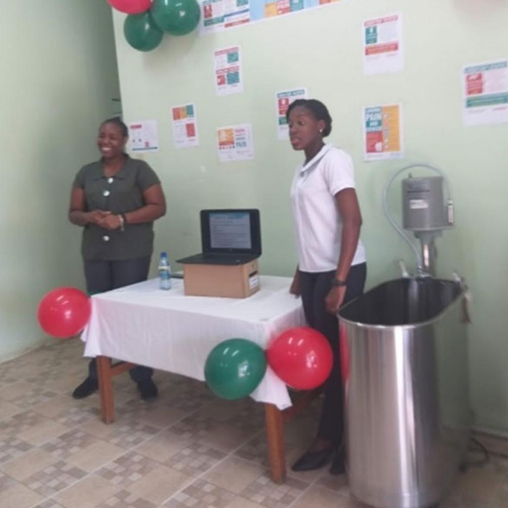 Fotografía que muestra una celebración celebrada en Jamaica para conmemorar el Día Mundial del PT 2019