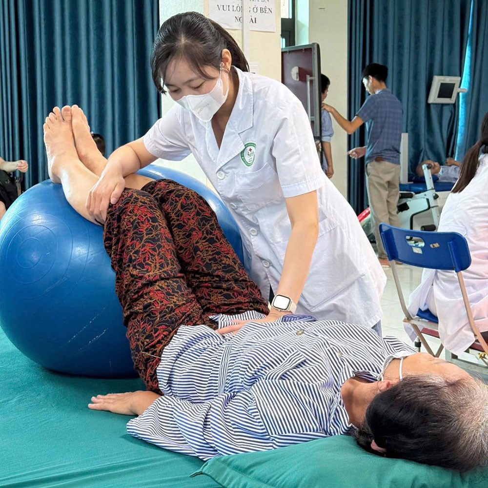Photo showing activities held for World PT Day 2025 in Vietnam