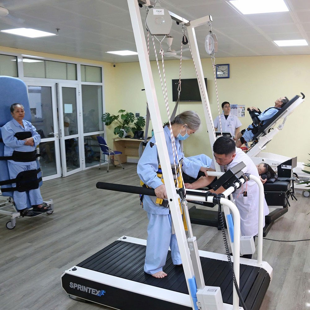 Photo showing activities held for World PT Day 2025 in Vietnam