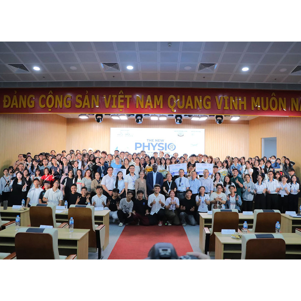 Photo showing activities held to mark World PT Day 2026 in Vietnam