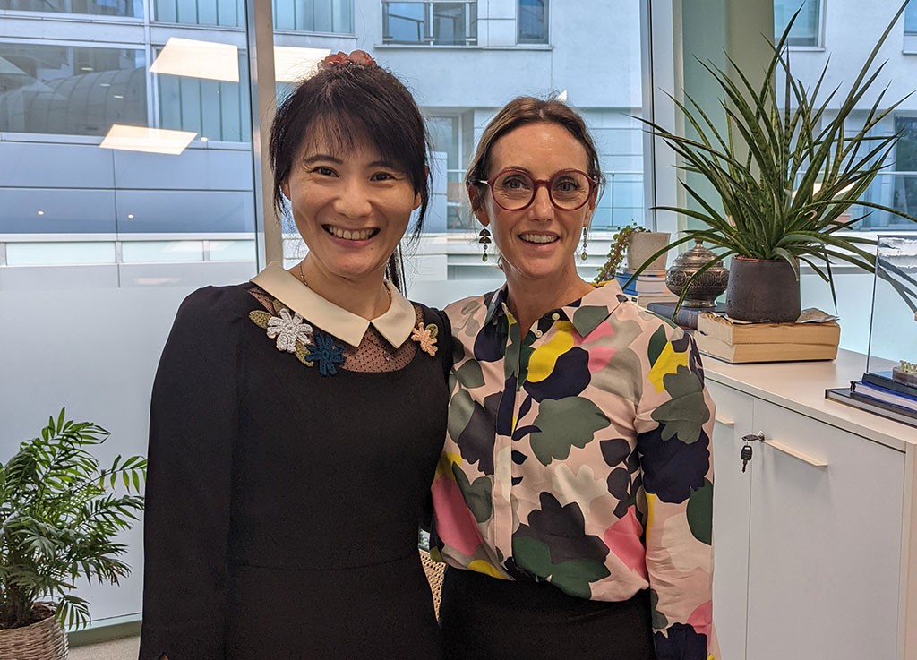 Pei-Yun Lee con Heidi Kosakowski