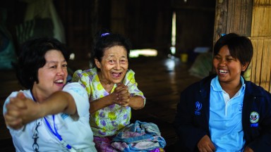 HI health professionals with patient