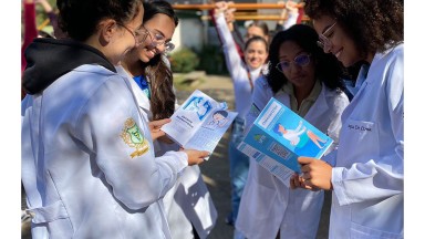 Winning photograph from competition held in Brazil to mark World PT Day 2023