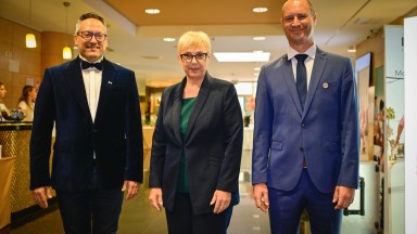 Slovenia president with leaders of Slovenian association