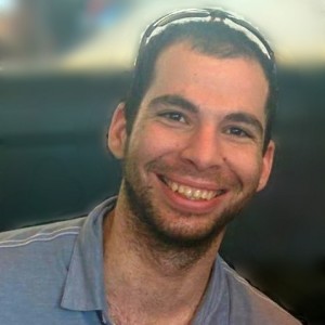 Headshot of Tomer Yona
