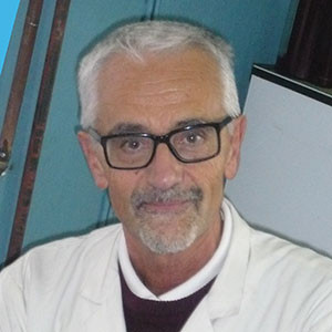 Headshot of Alberto Cairo